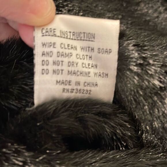 Giacca Gallery Faux Fur Reversible Vest - Picture 10 of 10